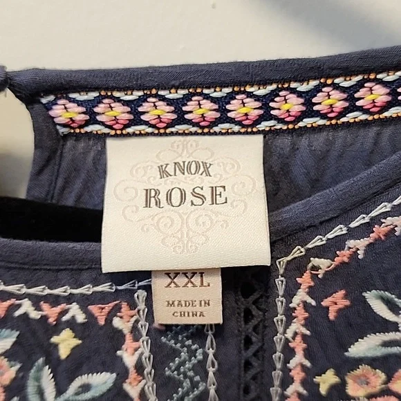 Knox Rose cold shoulder blouse - Picture 4 of 9